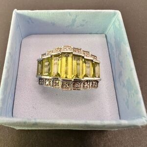 Stunning Sterling Silver Peridot & CZ Statement Ring-Size 7.5-STS Marked